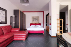 De Angeli M1 - Colorful Studio with balcony!